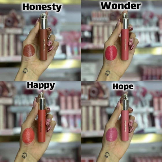 لیپ گلاس rare beauty طرح wonder